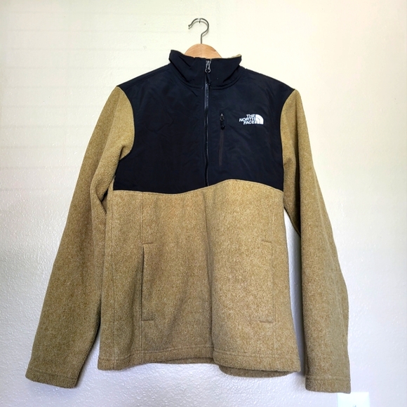 North Face Fleece Quarter Zip Pullover - Picture 2 of 6